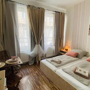 https://prague-old-town-apartment.praguehotelsweb.com