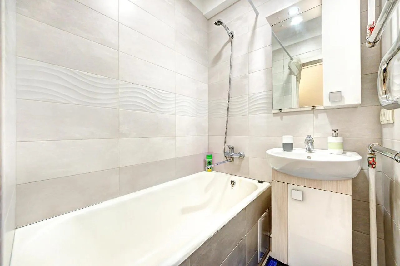 Apartments Near Ocean Plaza Druzhby Narodov Boulevard 8A Kijów